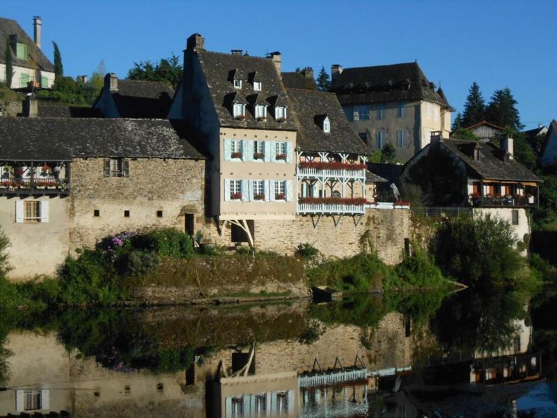 Gite Clara Bassignac-le-Haut Eksteriør bilde